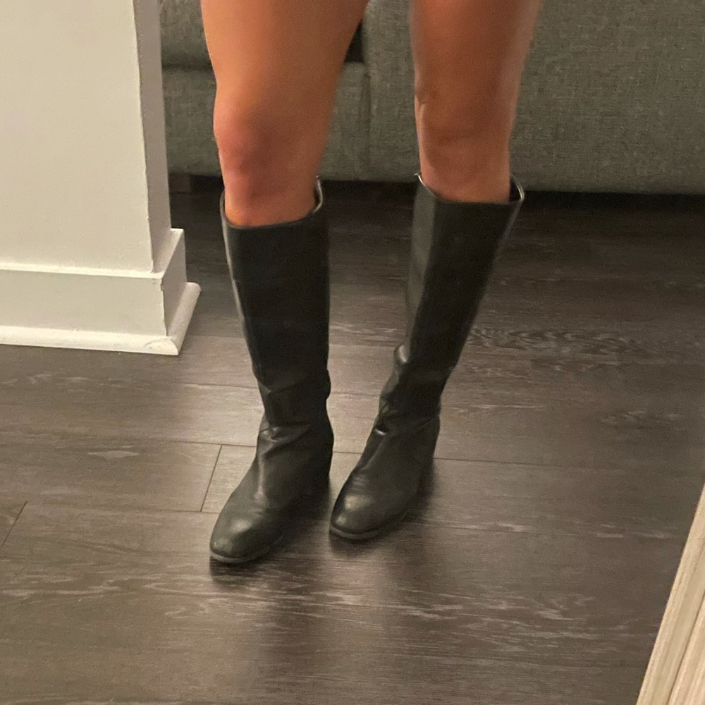 Black Banana Republic Boots